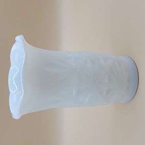 Vintage Milk Glass Stars & Starburst Pattern 5-5/8” Tall Vase Scalloped Edge